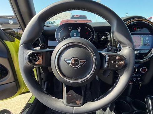 Used 2023 MINI Cooper S FWD image 13