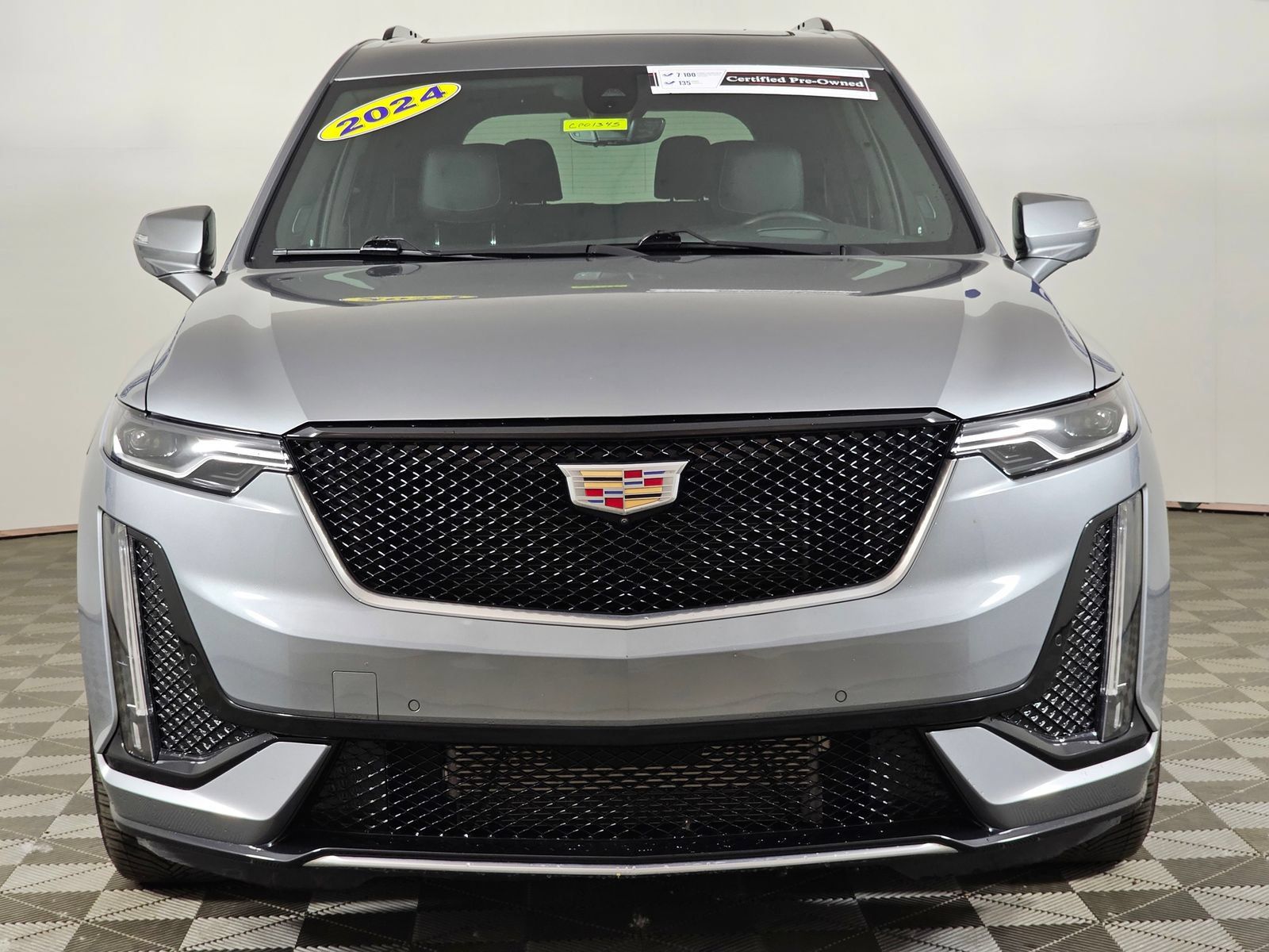 Used 2024 Cadillac XT6 Sport w/ Technology Package AWD/4WD image 35