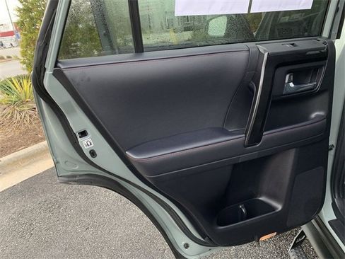 Certified 2023 Toyota 4Runner TRD Off-Road Premium image 15