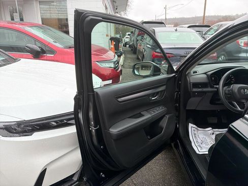 Used 2024 Honda CR-V EX image 14