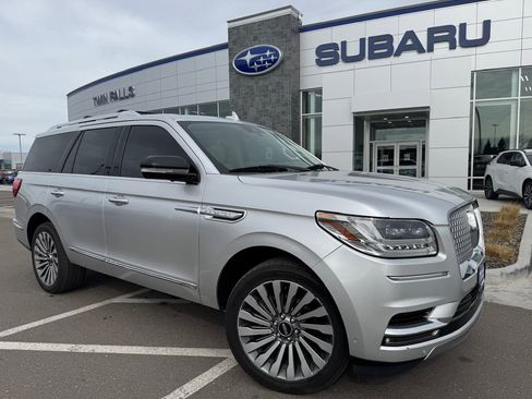 Used 2018 Lincoln Navigator Reserve w/ Technology Package image 1