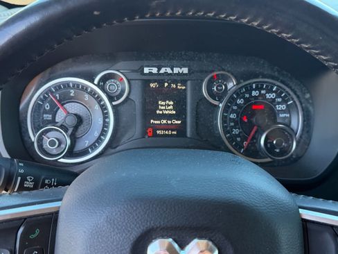 Used 2019 RAM 1500 Big Horn AWD/4WD image 7