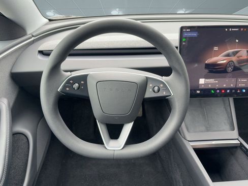 Used 2025 Tesla Model 3 Long Range image 16