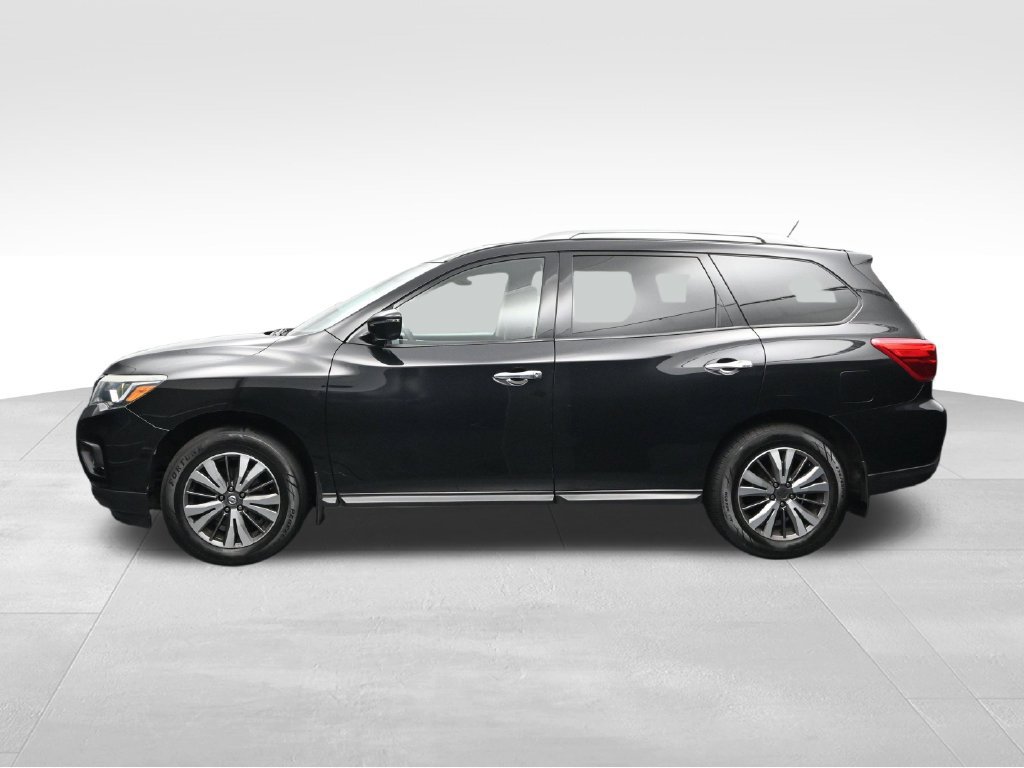 Used 2017 Nissan Pathfinder S AWD/4WD image 2