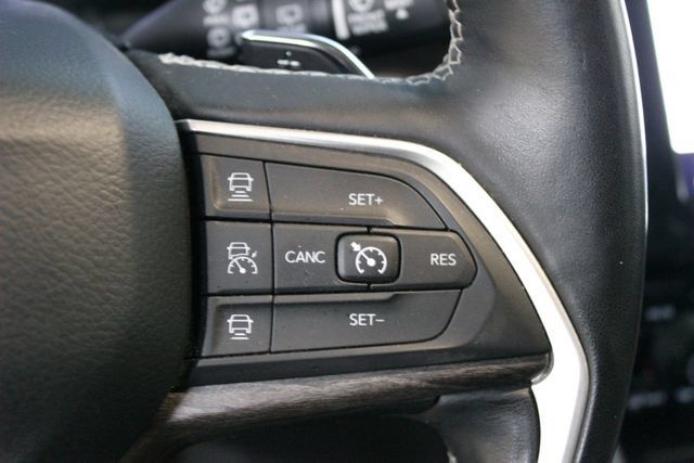 Used 2021 Jeep Grand Cherokee L Limited AWD/4WD image 17