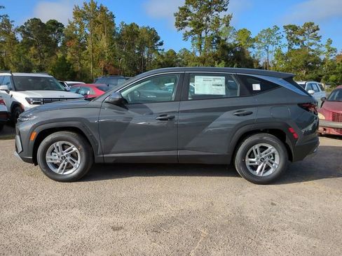 New 2026 Hyundai Tucson SE image 8