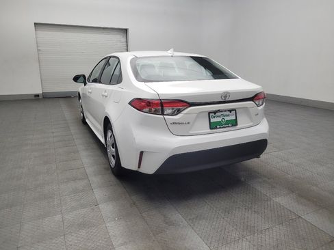 Used 2023 Toyota Corolla LE FWD image 5