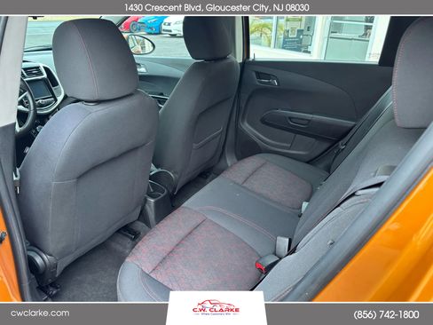 Used 2017 Chevrolet Sonic LT w/ Convenience Package image 24