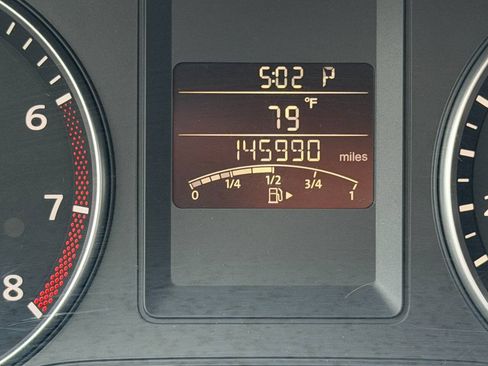 Used 2012 Volkswagen Jetta SE FWD image 22