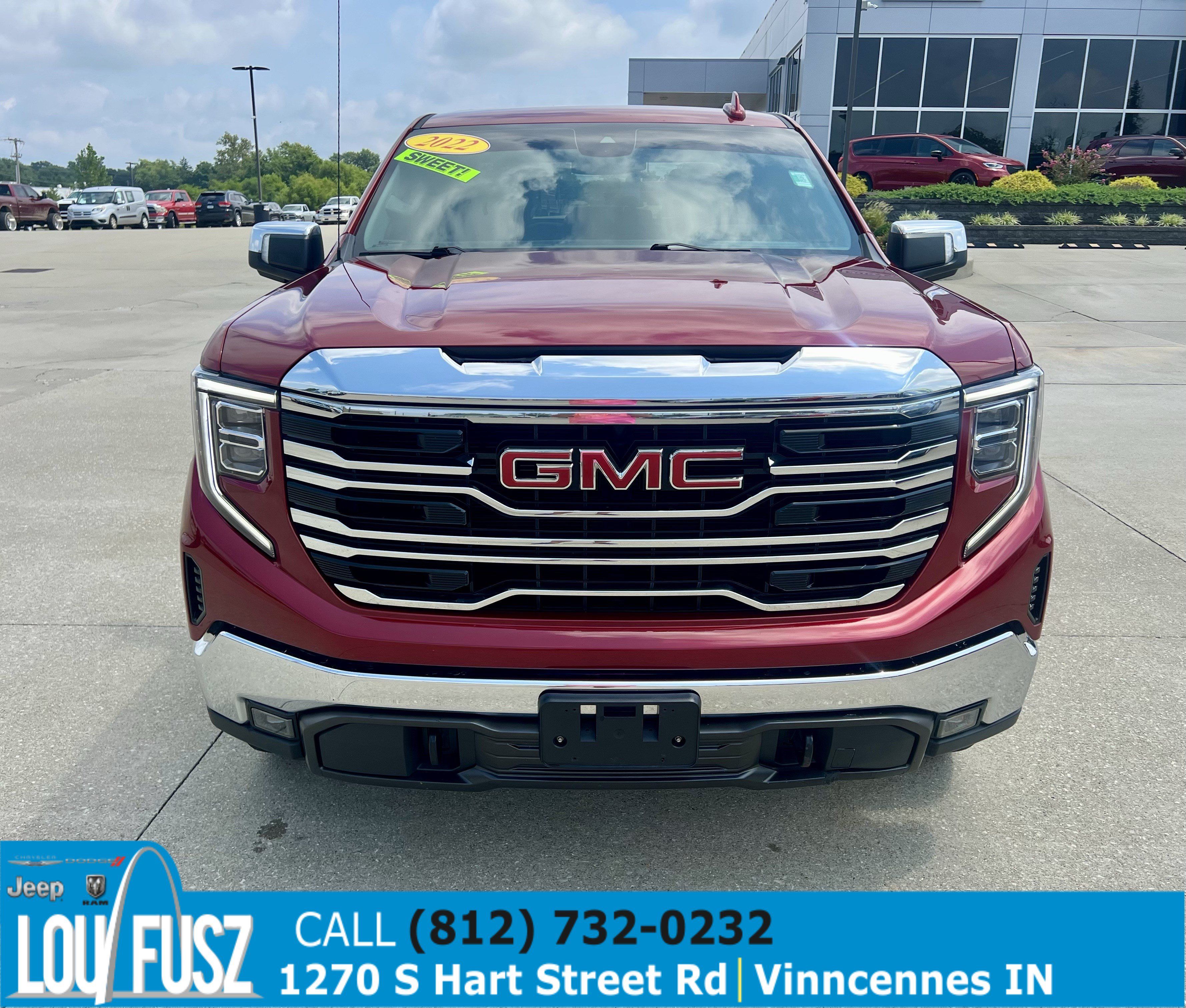 Used 2022 GMC Sierra 1500 SLT AWD/4WD image 2