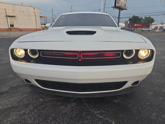 Used 2022 Dodge Challenger GT RWD image 3