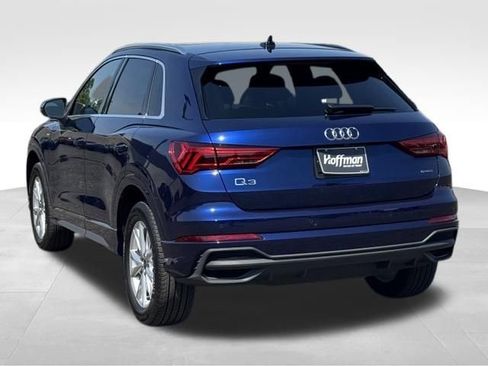 Certified 2025 Audi Q3 2.0T Premium w/ Convenience Package AWD/4WD image 5