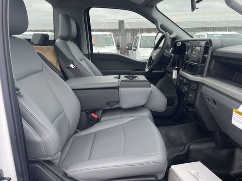 New 2025 Ford F450 XL w/ XL Chrome Package RWD image 16
