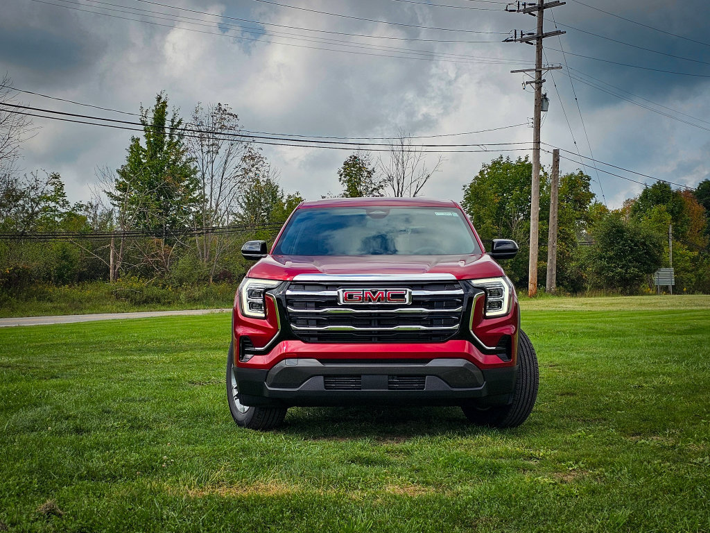 New 2027 GMC Terrain Elevation AWD/4WD image 8