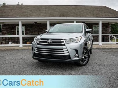 Used 2019 Toyota Highlander LE