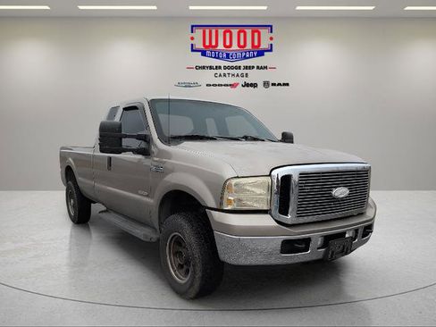 Used 2006 Ford F250 4x4 SuperCab Super Duty image 4