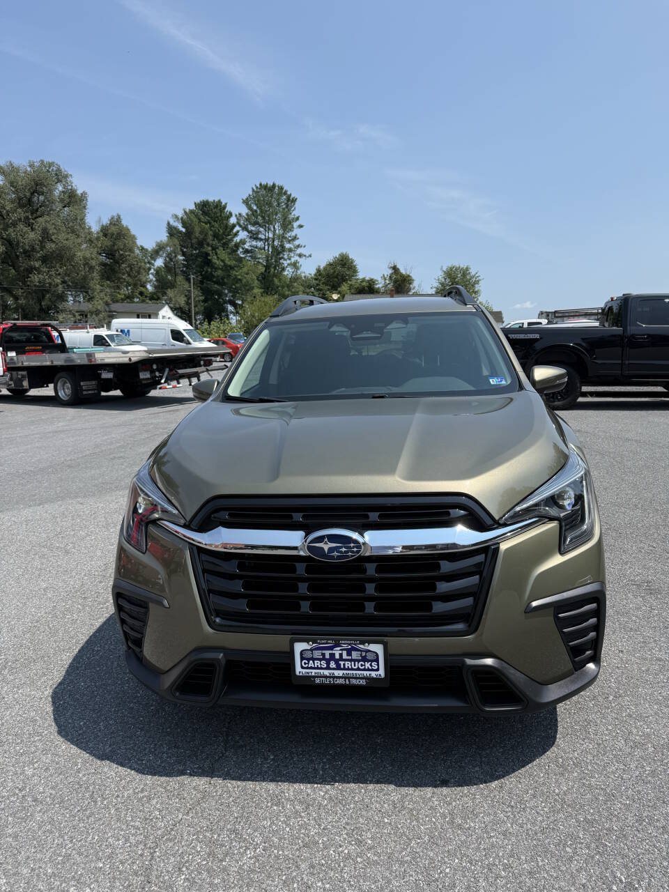 Used 2023 Subaru Ascent Premium w/ Convenience Package AWD/4WD image 5