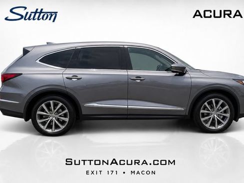 Used 2025 Acura MDX SH-AWD w/ Technology Package image 2