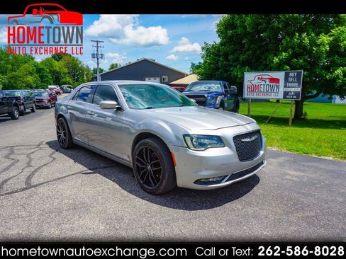 Used 2015 Chrysler 300 Limited w/ 300 Premium Group AWD/4WD image 1