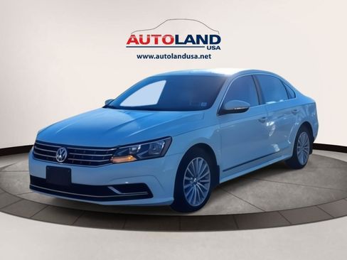 Used 2016 Volkswagen Passat 1.8T SE image 1