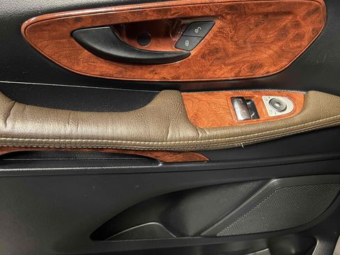 Used 2020 Mercedes-Benz Metris Passenger image 43