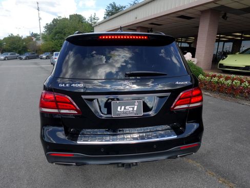 Used 2017 Mercedes-Benz GLE 400 4MATIC image 3
