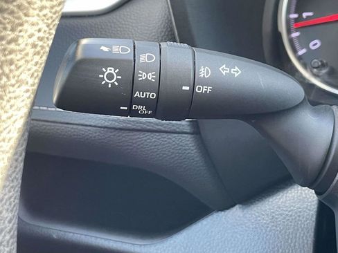 Used 2021 Toyota RAV4 XLE FWD image 28