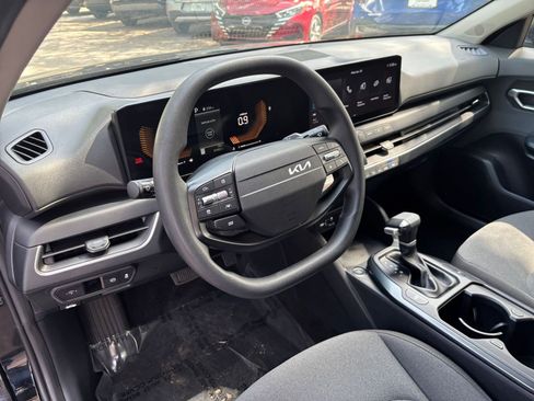 Used 2025 Kia K4 FWD image 34