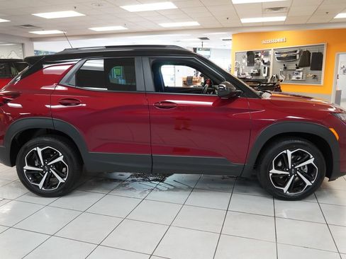 Used 2023 Chevrolet TrailBlazer RS w/ Convenience Package FWD image 12