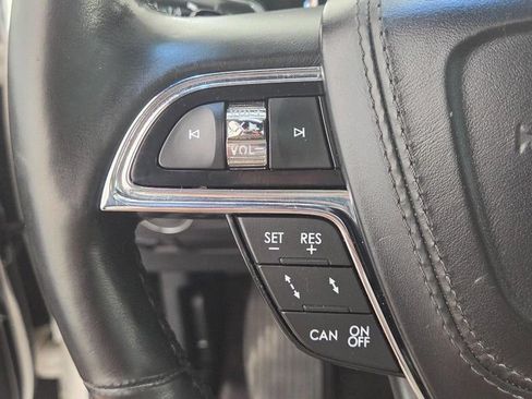 Used 2017 Lincoln Continental Reserve w/ Rear-seat Package AWD/4WD image 16
