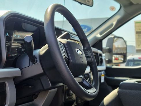 New 2026 Ford F250 4x4 Regular Cab Super Duty image 11