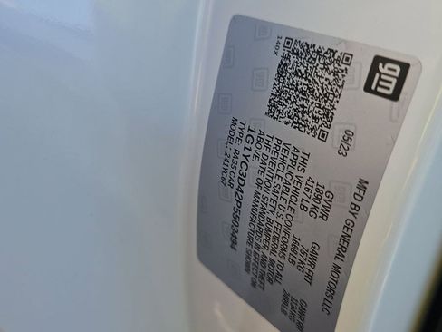 Used 2023 Chevrolet Corvette Stingray Premium Conv w/ Z51 Performance Package image 14