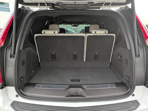 Certified 2021 Cadillac Escalade Sport w/ Driver Assist Tech Package image 11