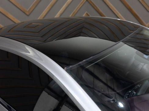 Used 2019 Aston Martin DB11 Coupe image 30