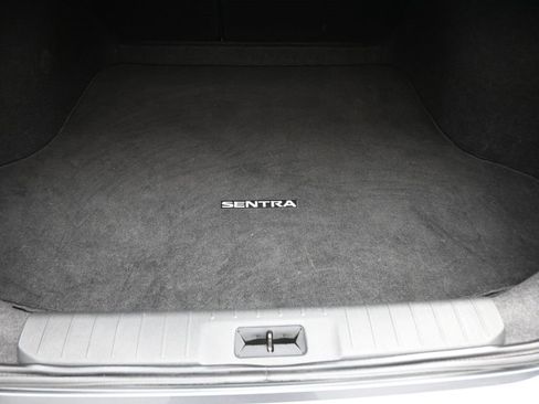 Used 2023 Nissan Sentra SR image 10