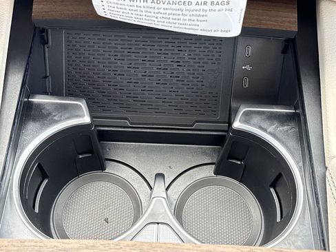 New 2026 Mercedes-Benz GLS 450 4MATIC image 32