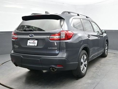 Used 2022 Subaru Ascent Premium w/ Convenience Package image 6
