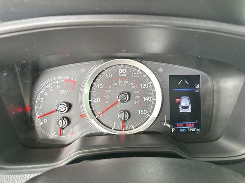 Used 2022 Toyota Corolla Cross LE image 37