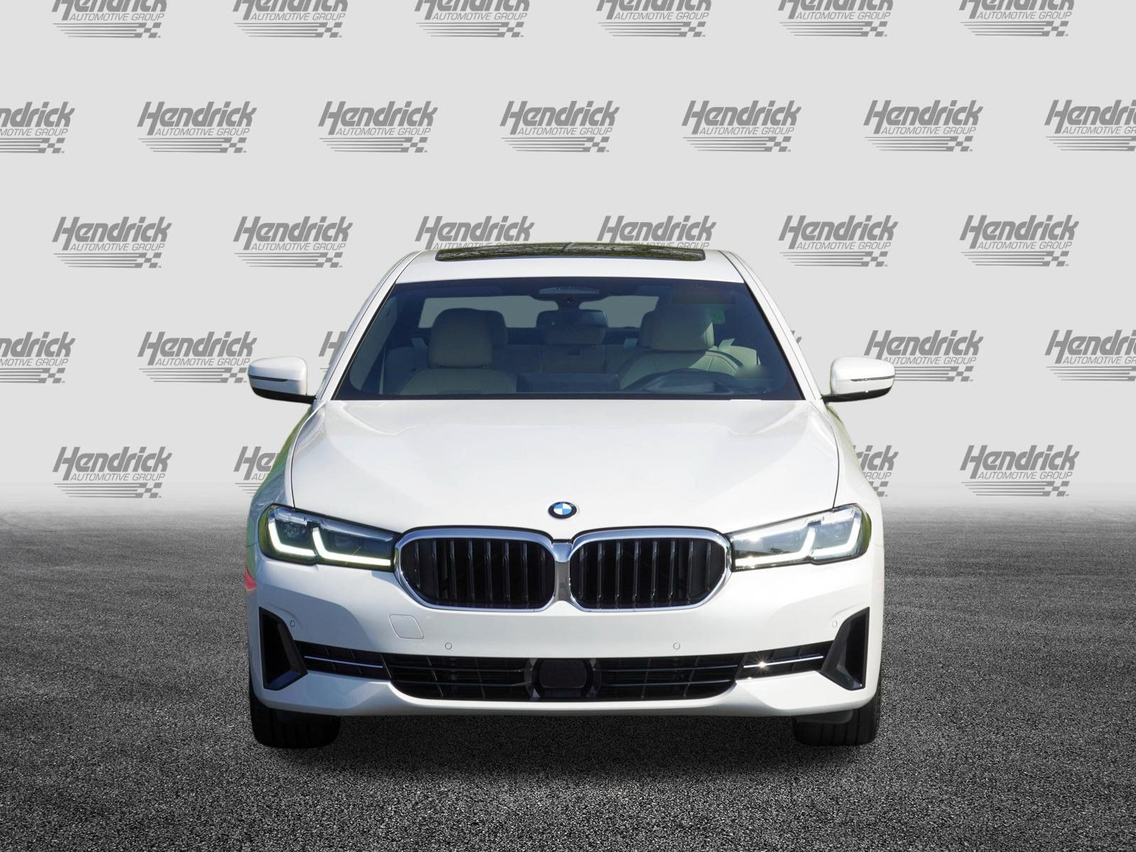 Used 2023 BMW 530i w/ Premium Package RWD image 3