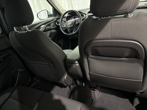 Certified 2023 Chevrolet TrailBlazer LT w/ Convenience Package image 13