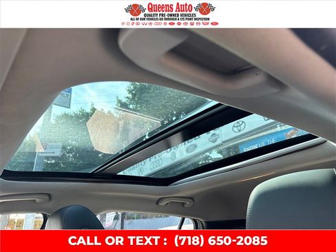 Used 2018 INFINITI QX30 AWD image 13