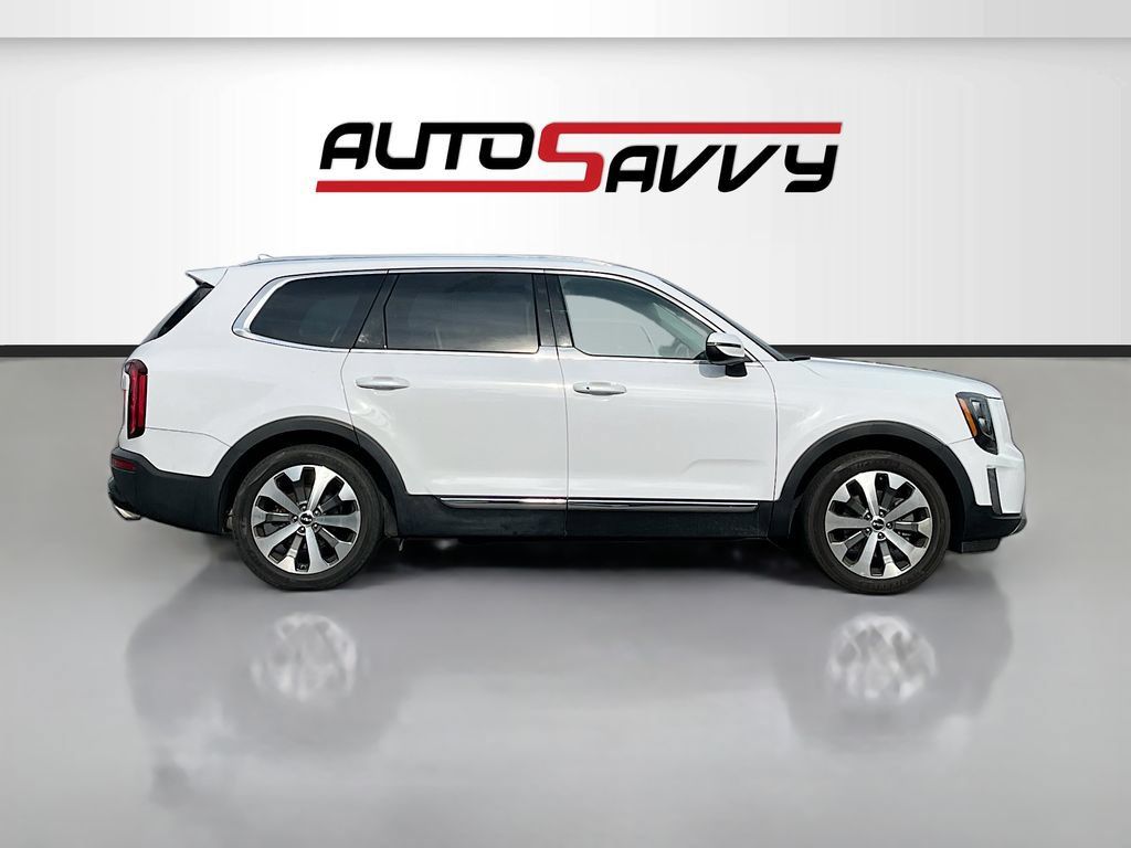 Used 2022 Kia Telluride EX w/ EX Premium Package AWD/4WD image 8