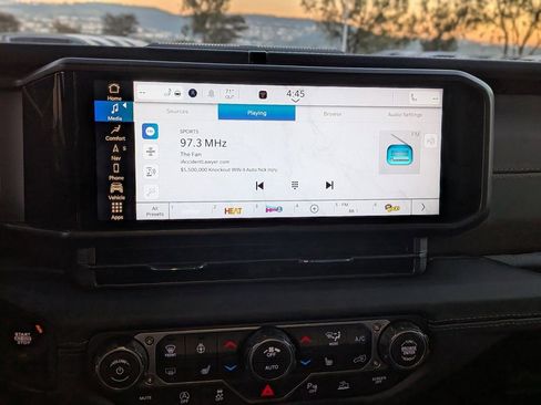 New 2026 Jeep Gladiator Mojave image 16