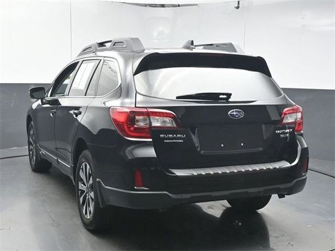 Used 2016 Subaru Outback 3.6R Limited image 6