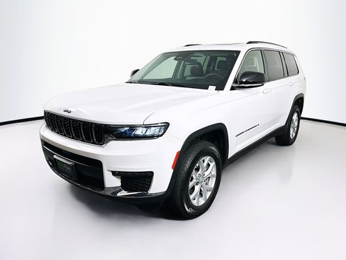 Used 2023 Jeep Grand Cherokee L Limited image 3