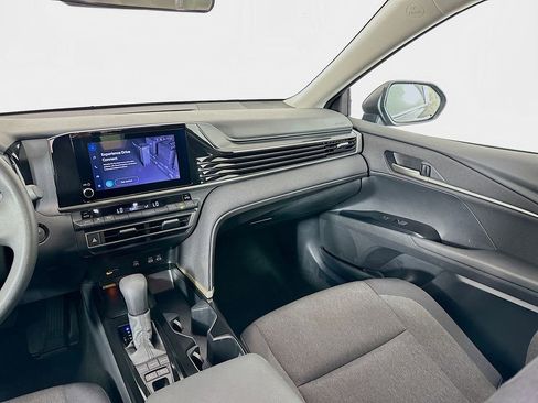 Certified 2025 Toyota Camry LE FWD image 22