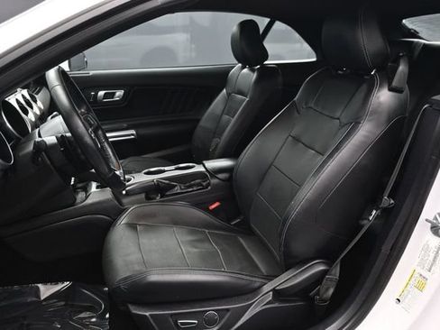 Used 2019 Ford Mustang Premium RWD image 5