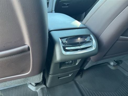 Used 2024 Cadillac XT6 Premium Luxury w/ LPO, Floor Liner Package AWD/4WD image 24