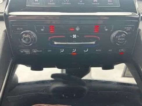 Used 2023 Jeep Grand Cherokee L Laredo w/ Luxury Tech Group I image 13