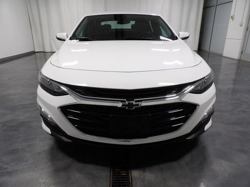 Used 2024 Chevrolet Malibu RS FWD image 3